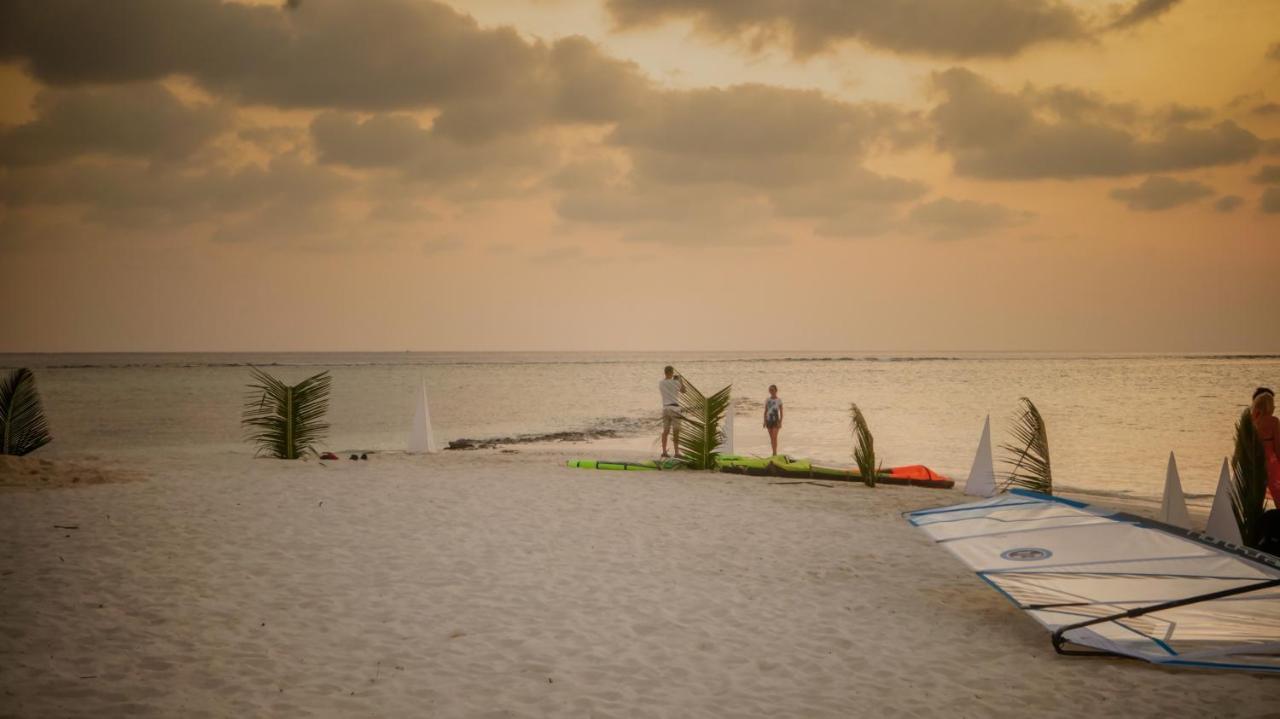 ホテル Escapism Maldives Feridhoo エクステリア 写真