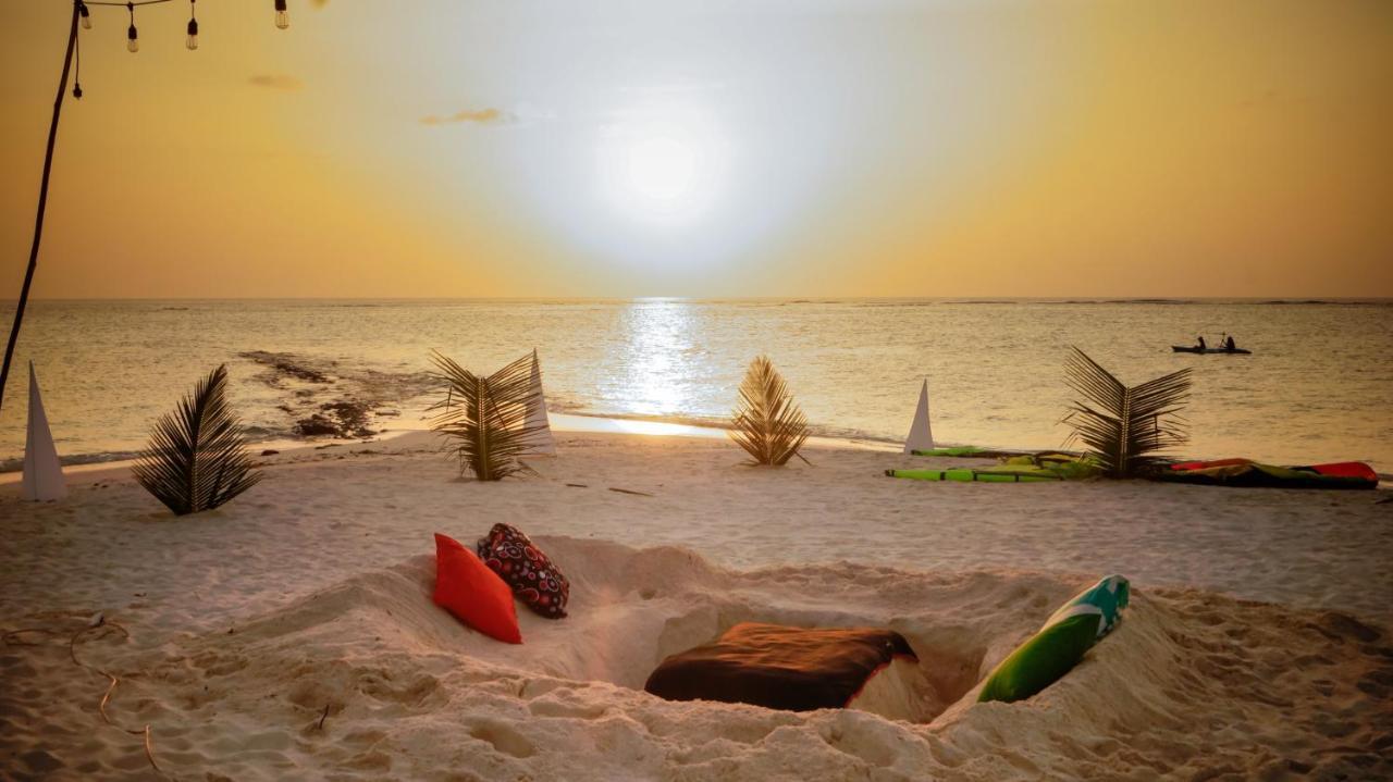 ホテル Escapism Maldives Feridhoo エクステリア 写真