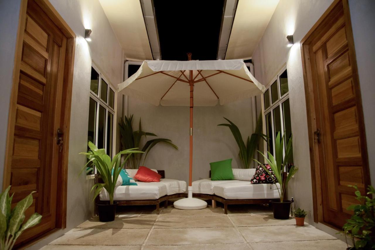 ホテル Escapism Maldives Feridhoo エクステリア 写真